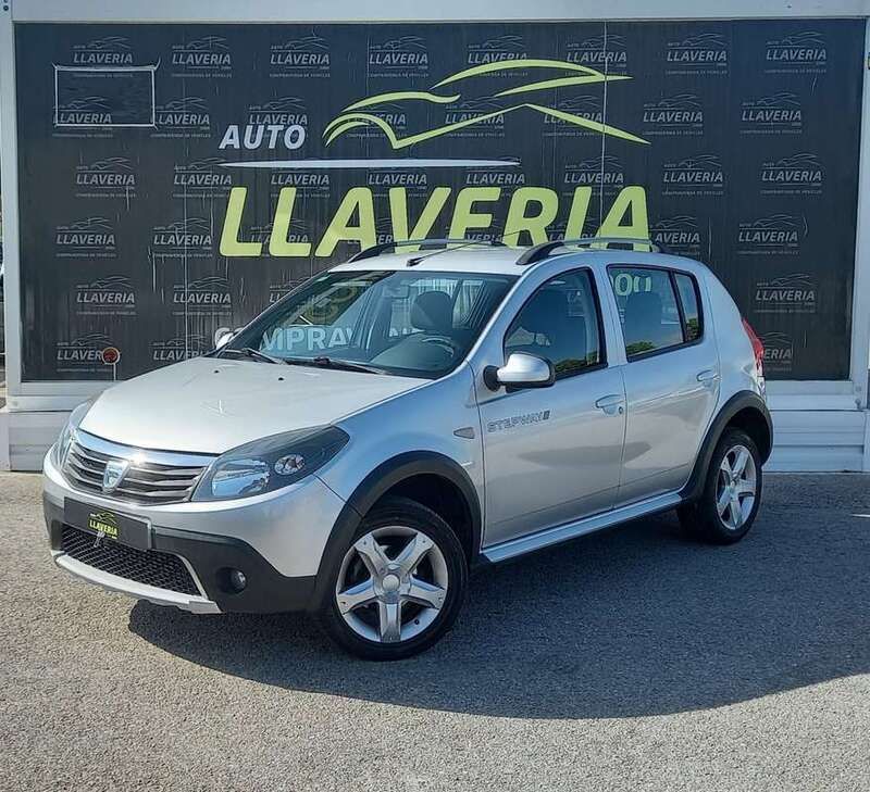 Gris Usado 2012 Dacia Sandero Stepway Utilitario | 6850 € - Imagen 1/4