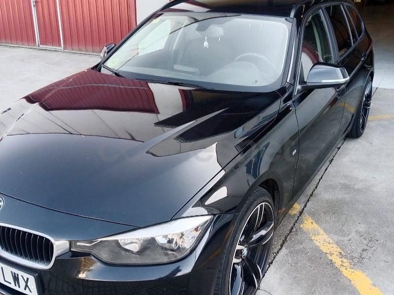 Usado BMW 318 143 CV (105 kW) 2014 Negro Familiar