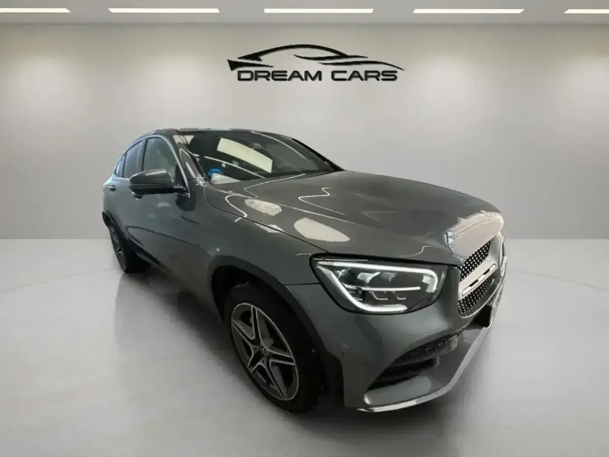 Usado Mercedes GLC300e 306 CV (225 kW) 2020 Gris SUV