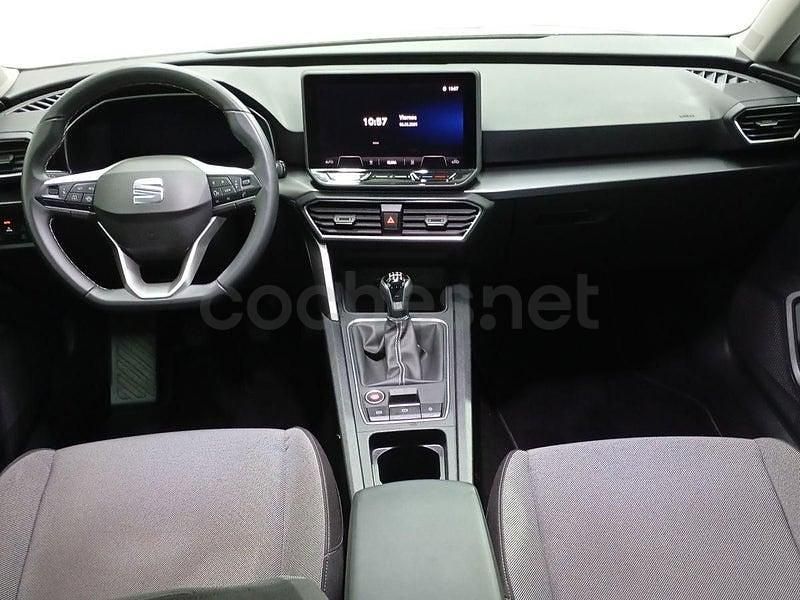 Usado Seat Leon Style 116 CV (85 kW) 2024 Blanco Berlina