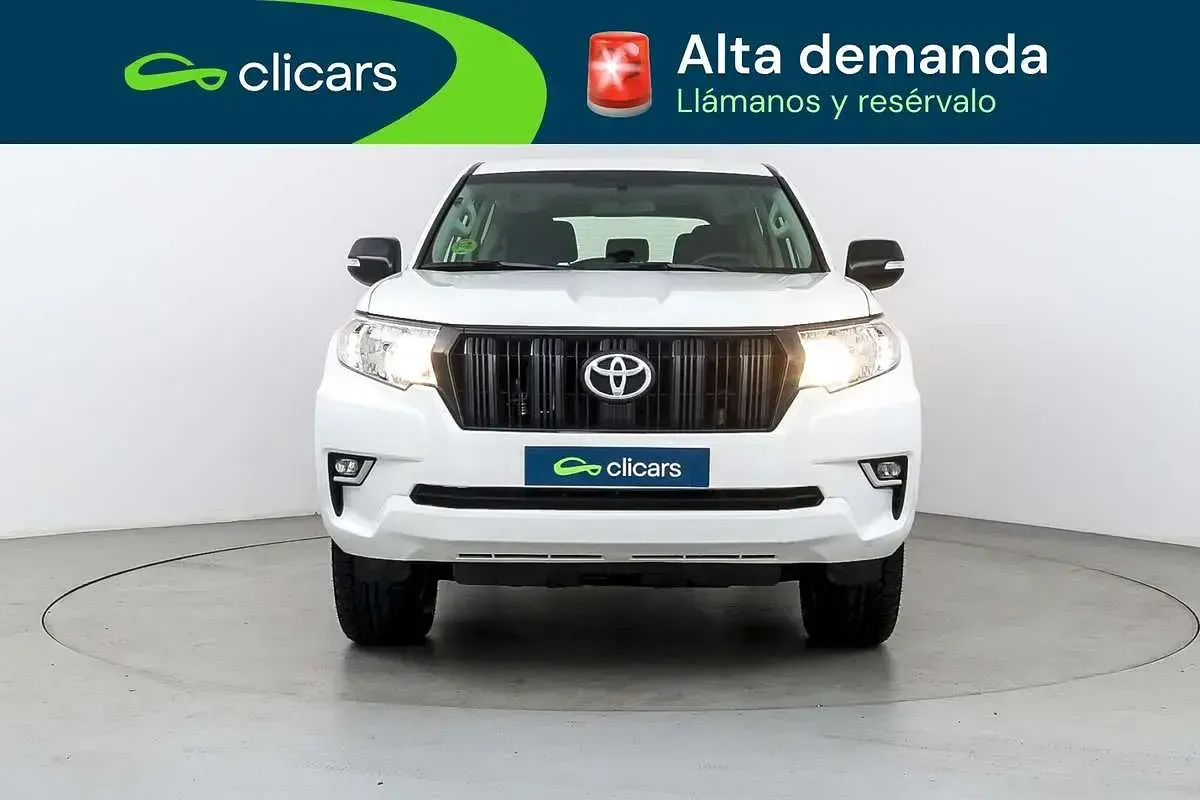 Używany Toyota Land Cruiser 204 KM (150 kW) 2022 Biały SUV