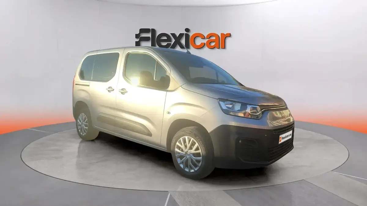 Usado Fiat Doblò 131 CV (96 kW) 2023 Monovolumen