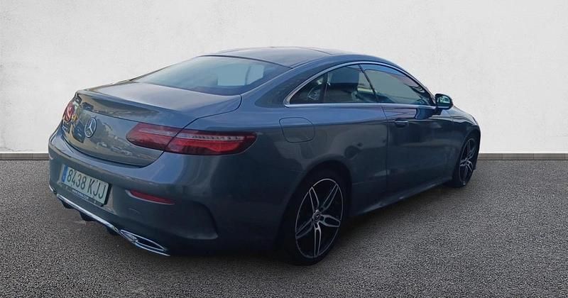 Usado Mercedes E220 194 CV (142 kW) 2018 Coupe