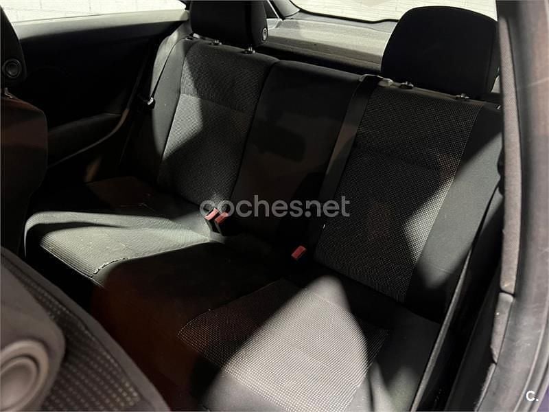 Azul Usado 2007 Opel Astra GTC Enjoy Berlina | 2000 € (Super precio) - Imagen 1/4