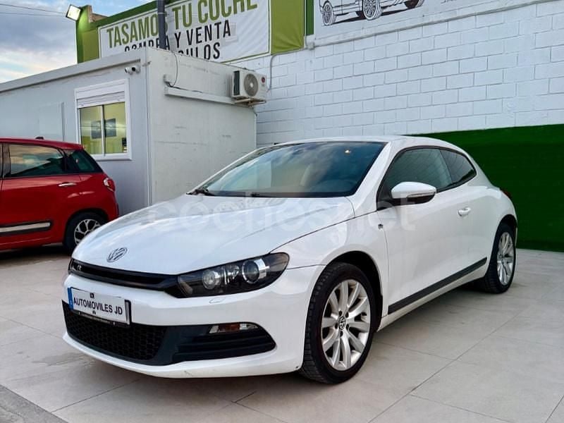 Blanco Usado 2010 VW Scirocco Edition Coupe | 10.990 € (Buen precio) - Imagen 1/4