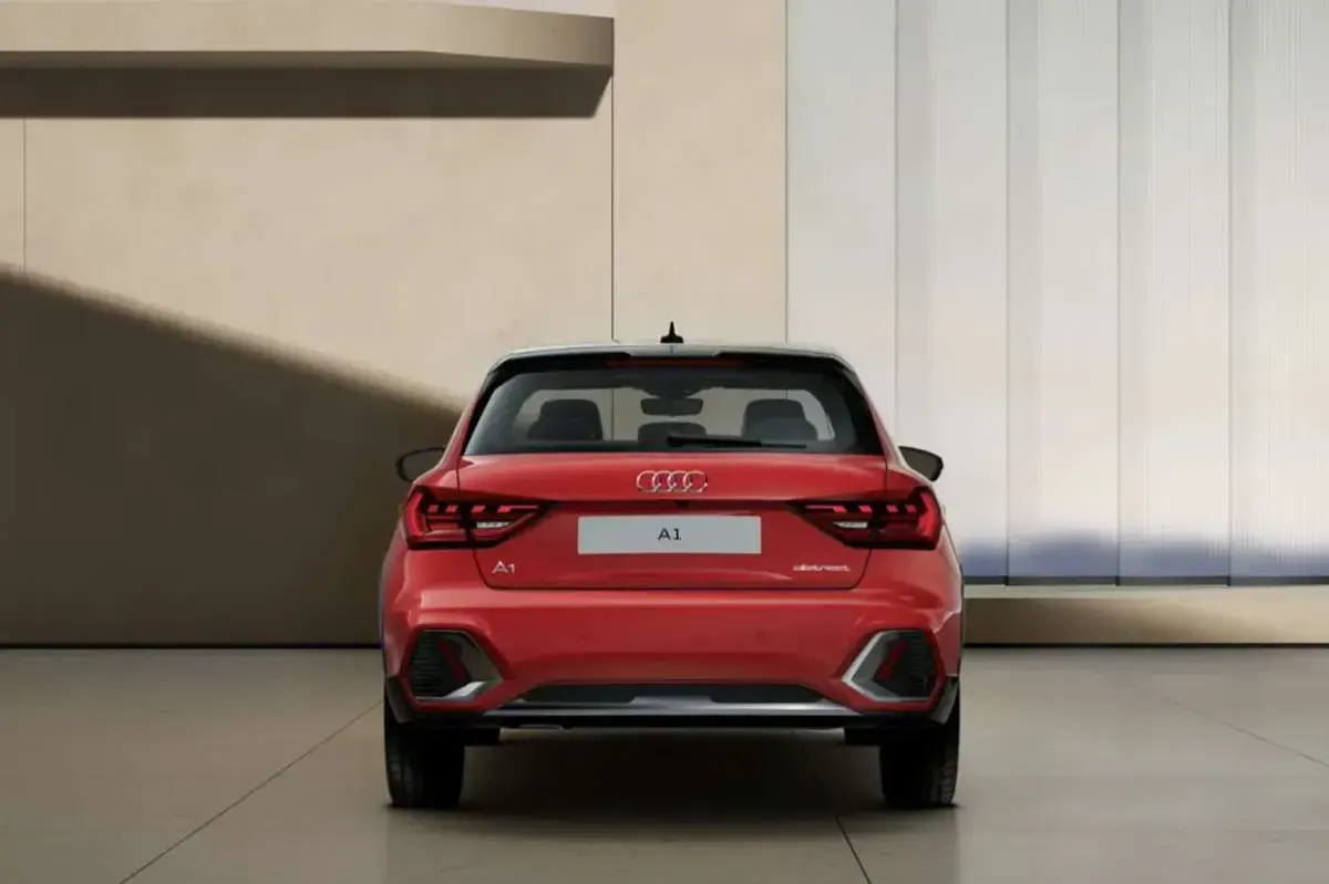 Nuevo Audi A1 116 CV (85 kW) 2026 Rojo SUV