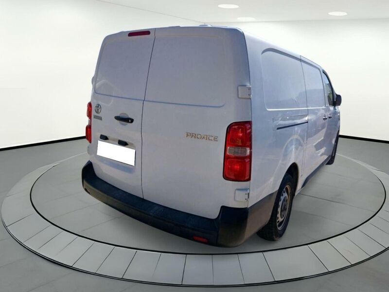 Usado Toyota Proace Business Edition 122 CV (89 kW) 2019 Blanco Monovolumen