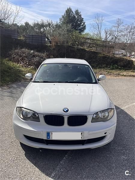 Usado BMW 118 143 CV (105 kW) 2007 Blanco Utilitario