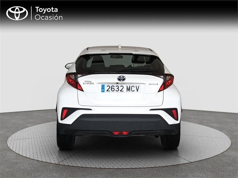 Usado Toyota C-HR Active 122 CV (89 kW) 2022 Blanco SUV