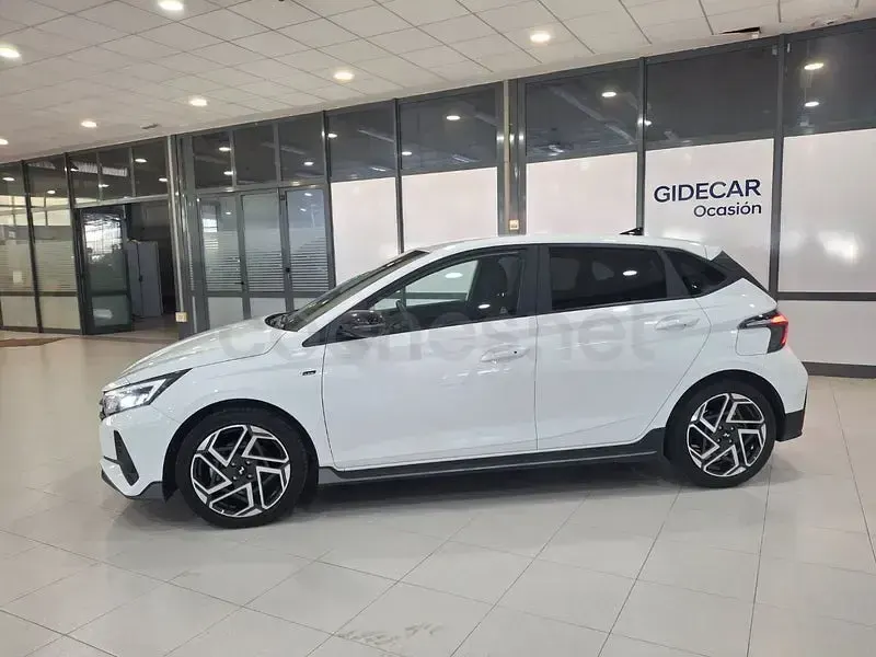 Usado Hyundai i20 N Line 100 CV (73 kW) 2025 Blanco Utilitario