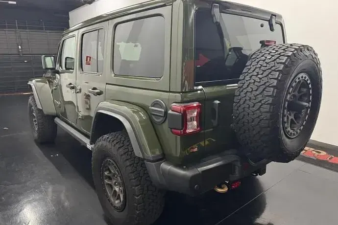 Usado Jeep Wrangler Rubicon 476 CV (350 kW) 2023 Gris SUV