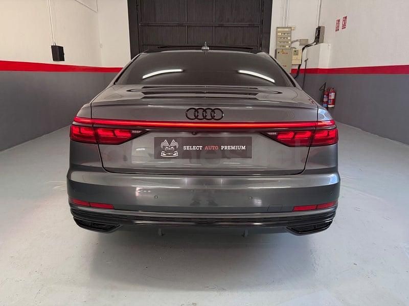 Usado Audi A8 S-Line 286 CV (210 kW) 2018 Gris / plata Berlina