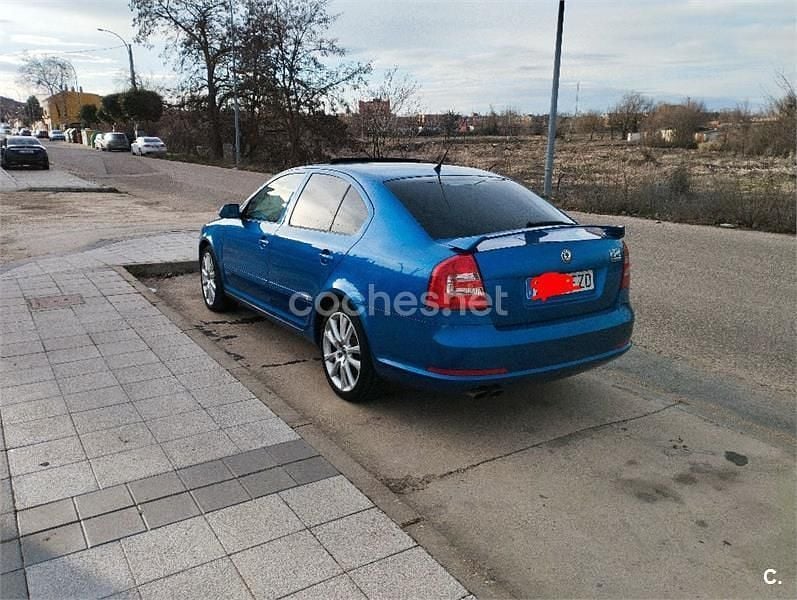 Usado Skoda Octavia RS 170 CV (125 kW) 2008 Azul Berlina
