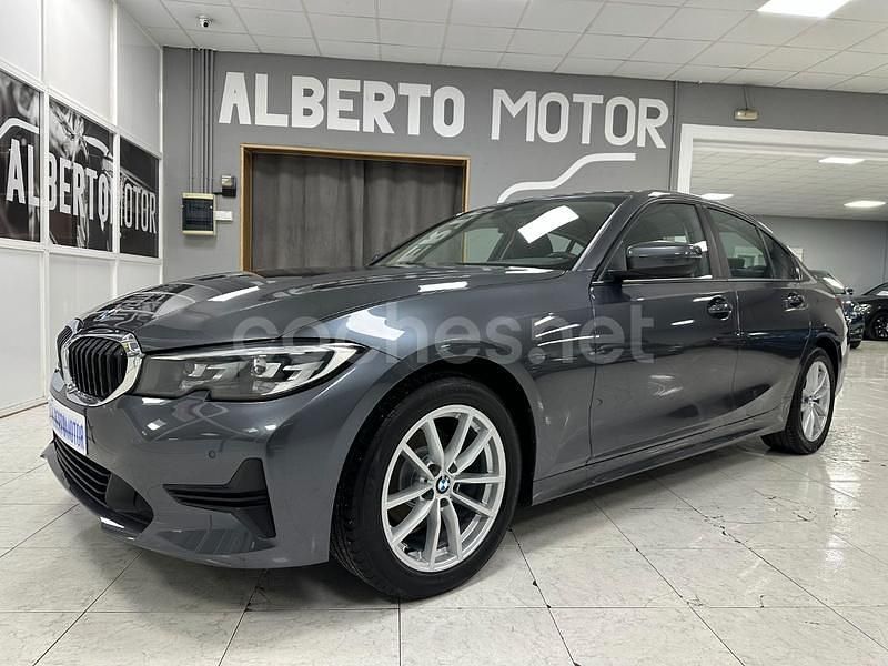 Gris / plata Usado 2020 BMW 318 Berlina | 22.900 € (Buen precio) - Imagen 1/4