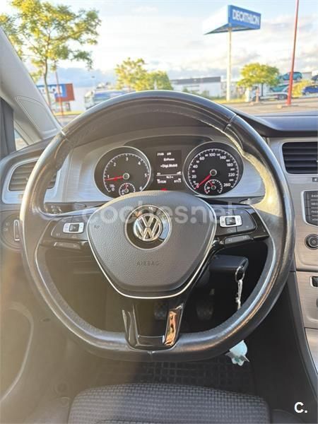 Negro Usado 2016 VW Golf VII Advance Berlina | 15.000 € (Buen precio) - Imagen 1/4