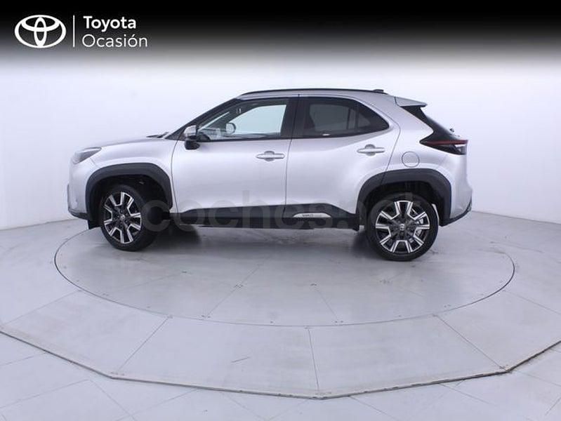 Nuevo Toyota Yaris Cross Style 130 CV (95 kW) 2025 Gris / plata SUV