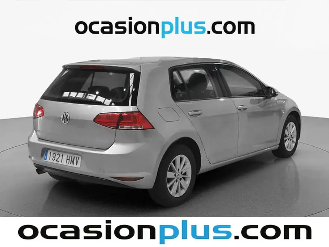Usado VW Golf VII Advance 105 CV (77 kW) 2012 Plateado Utilitario
