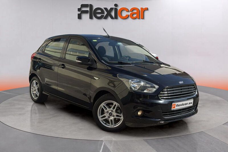Blanco Usado 2018 Ford Ka Plus Active Utilitario | 8090 € (Precio justo) - Imagen 1/4