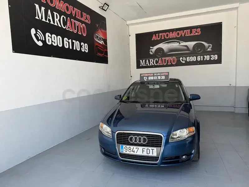 Usado Audi A4 140 CV (102 kW) 2007 Azul Berlina