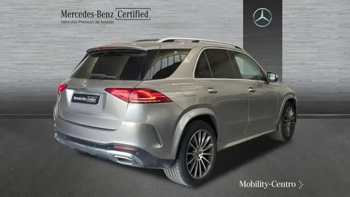 Usado Mercedes GLE300 245 CV (180 kW) 2019 Plateado SUV