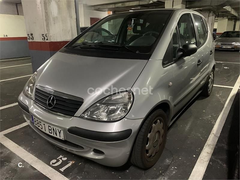 Usado Mercedes A140 Classic 82 CV (60 kW) 2002 Gris / plata Monovolumen