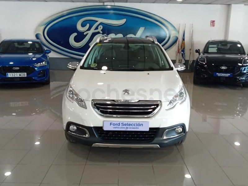 Usado Peugeot 2008 Allure 115 CV (84 kW) 2014 Blanco SUV