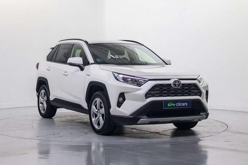 Usado Toyota RAV4 Hybrid Advance 218 CV (160 kW) 2021 Blanco SUV