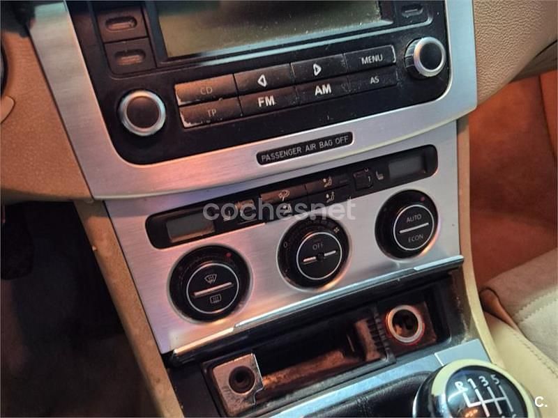 Brugt VW Passat Trendline 140 HK (102 kW) 2006 Blå Sedan
