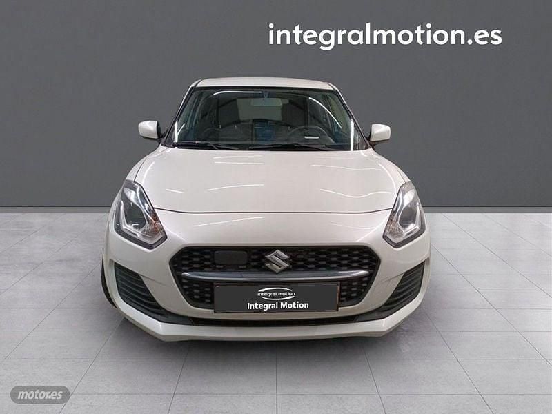 Usado Suzuki Swift GLX 89 CV (65 kW) 2021 Berlina