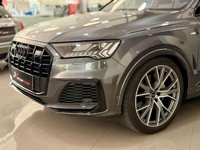 Usado Audi Q7 286 CV (210 kW) 2023 Gris SUV