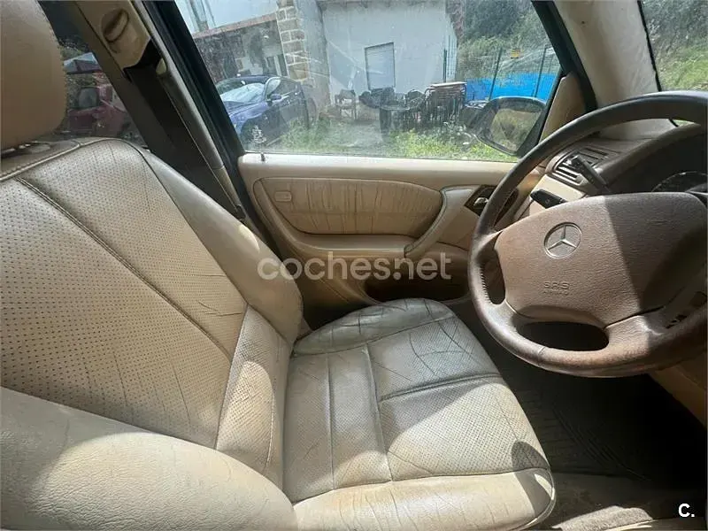 Usado Mercedes ML350 245 CV (180 kW) 2003 Azul SUV