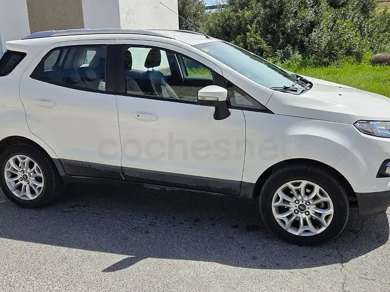 Usado Ford Ecosport Titanium S 95 CV (69 kW) 2017 Blanco SUV