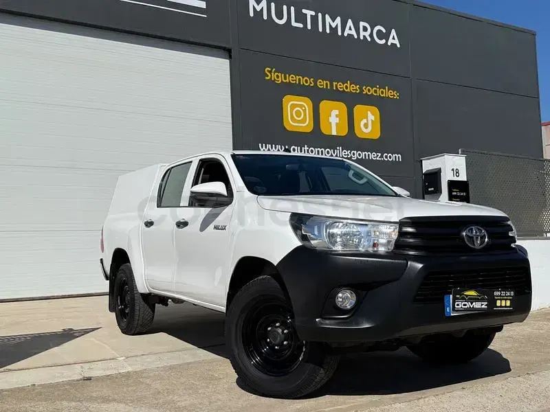 Usado Toyota HiLux Plus 150 CV (110 kW) 2020 Blanco Pickup/Camioneta