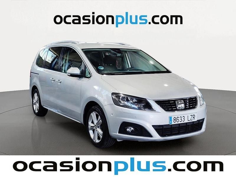 Usado Seat Alhambra XCELLENCE 150 CV (110 kW) 2022 Gris plata