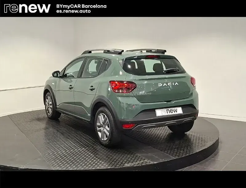 Usado Dacia Sandero Expression 100 CV (73 kW) 2023 Blanco Berlina