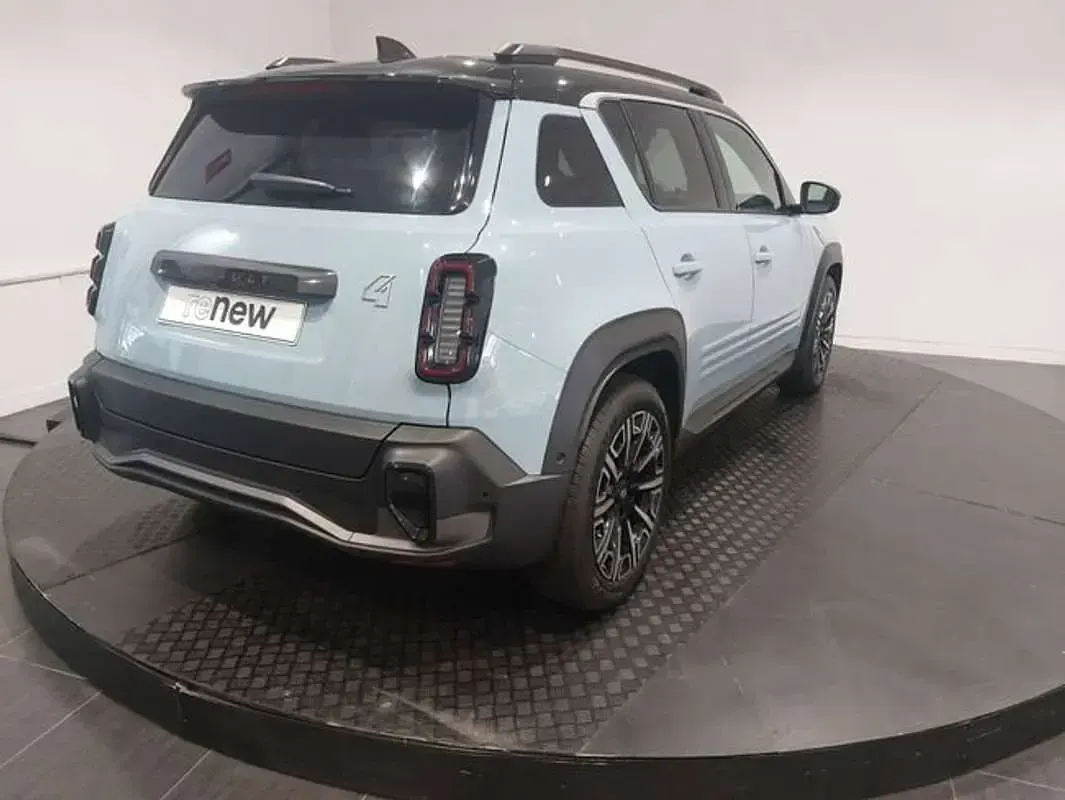 Usado Renault 4 E-Tech 110 kW (150 CV) 2025 Azul SUV