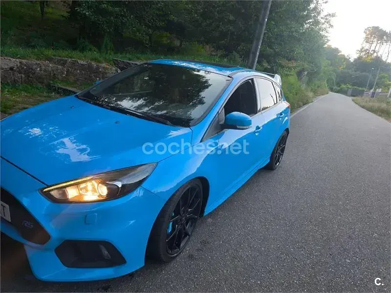 Usado Ford Focus RS 350 CV (257 kW) 2017 Azul Berlina
