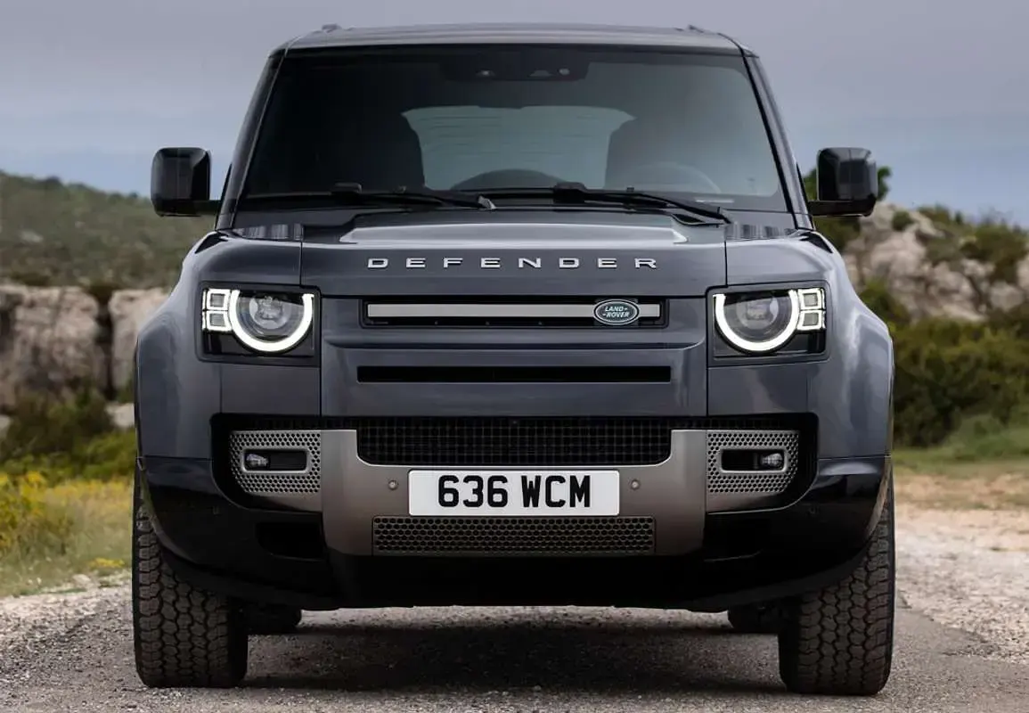 Usado Land Rover Defender S 249 CV (183 kW) 2025 Blanco SUV