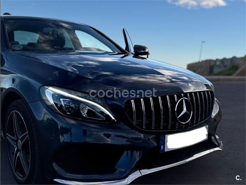Usado Mercedes C220 AMG line 170 CV (125 kW) 2015 Negro Berlina