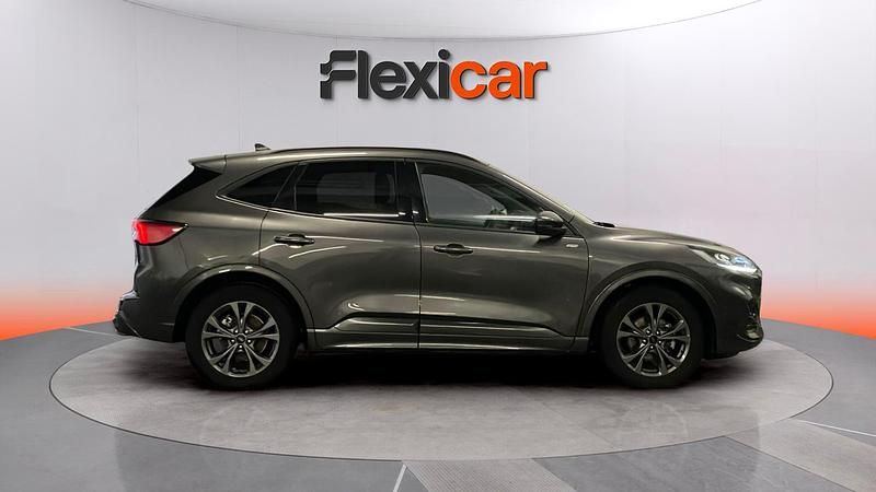Usado Ford Kuga ST-Line 120 CV (88 kW) 2024 Gris SUV