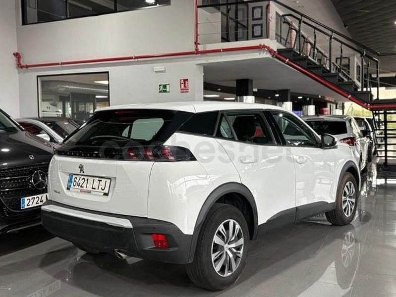 Usado Peugeot 2008 Active 110 CV (80 kW) 2021 Blanco SUV