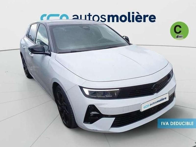 Usado Opel Astra 131 CV (96 kW) 2023 Blanco Berlina