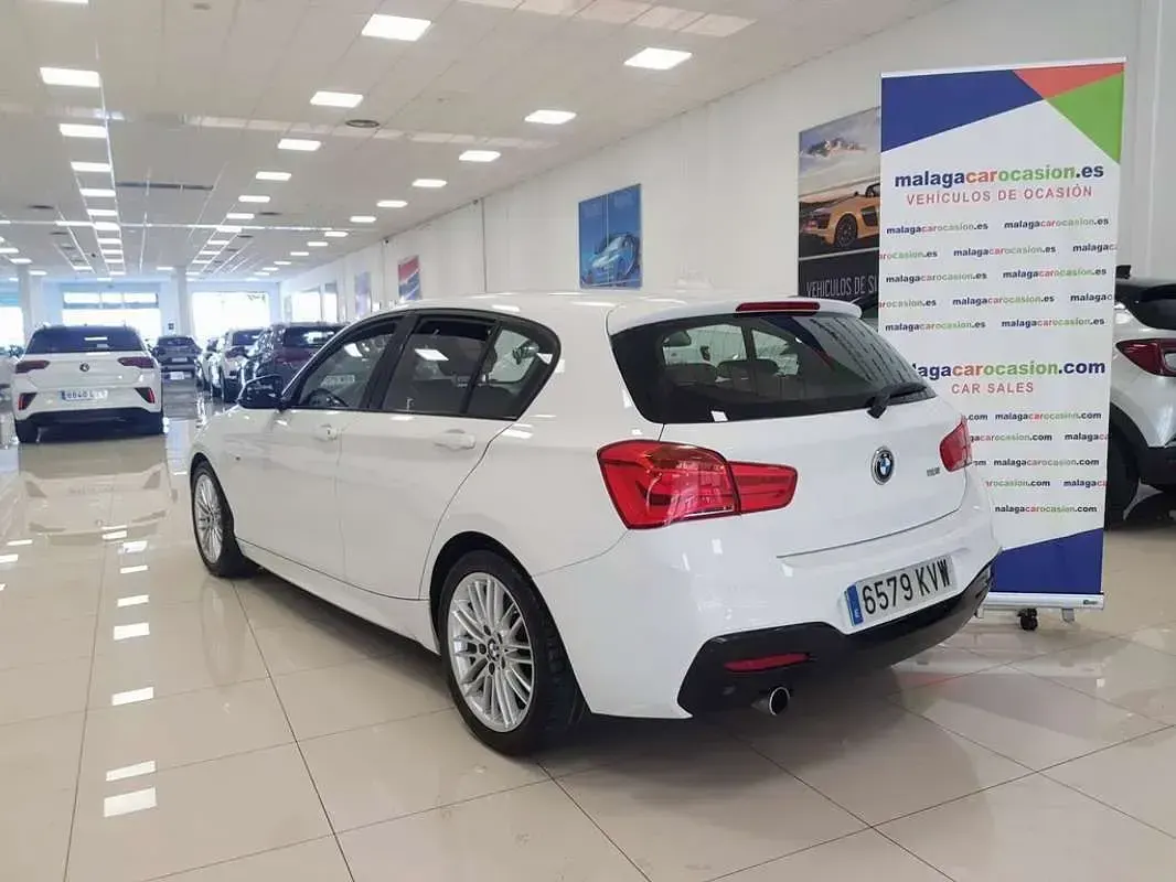Usado BMW 118 Comfort Edition 136 CV (100 kW) 2019 Blanco Utilitario