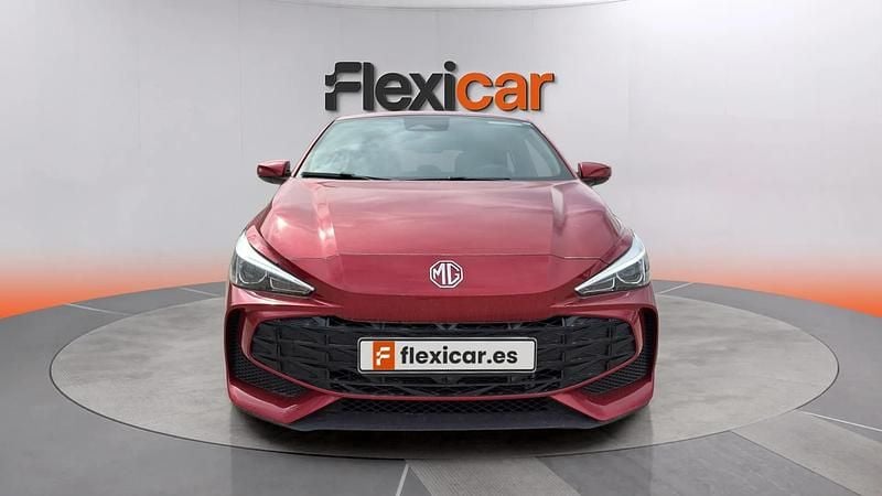 Usado MG MG3 116 CV (85 kW) 2025 Rojo Utilitario