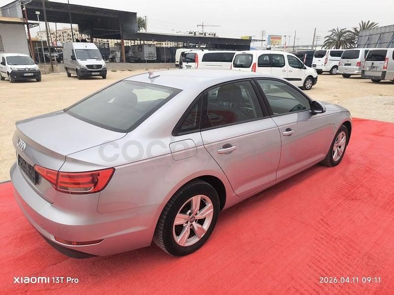 Usado Audi A4 Design 150 CV (110 kW) 2017 Gris / plata Berlina