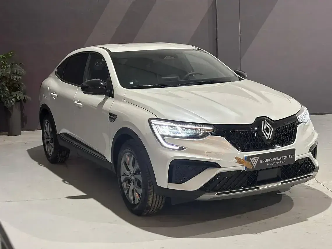 Nouvelle Renault Arkana Techno 145 ch (106 kW) 2026 Blanc SUV