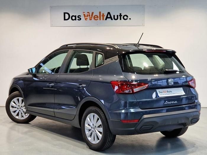 Gris Usado 2024 Seat Arona Style SUV | 18.390 € (Precio justo) - Imagen 1/4
