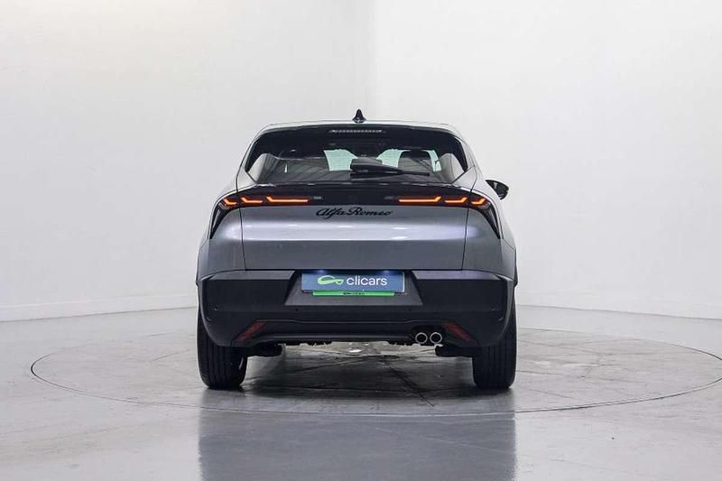 Usado Alfa Romeo GT Junior 145 CV (106 kW) 2025 Gris SUV