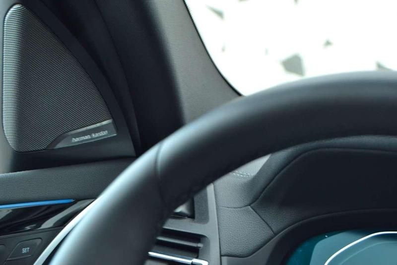 Usado BMW iX3 Impressive 210 kW (286 CV) 2022 Blanco SUV