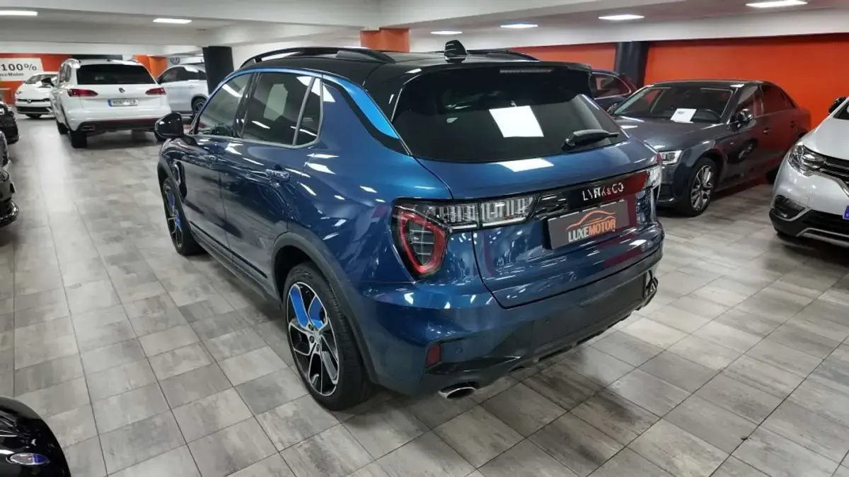Usado Lynk & Co 01 261 CV (191 kW) 2022 Azul SUV